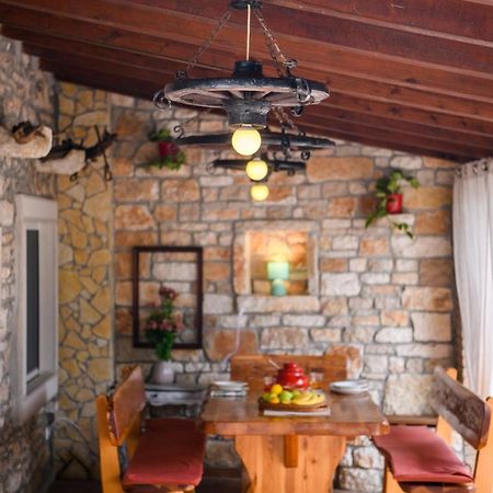 Rustic Istrian House Varesco Krnica Eksteriør bilde