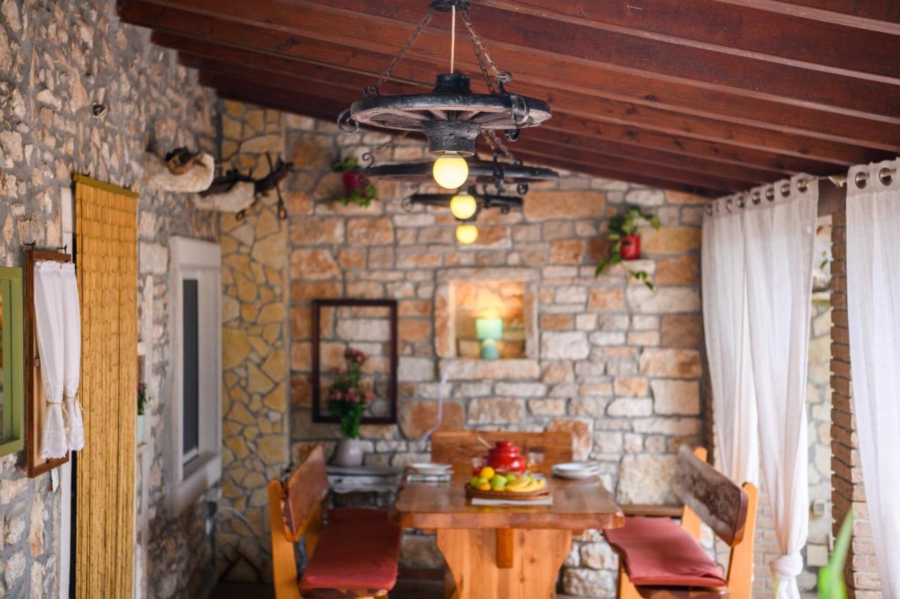 Rustic Istrian House Varesco Krnica Eksteriør bilde