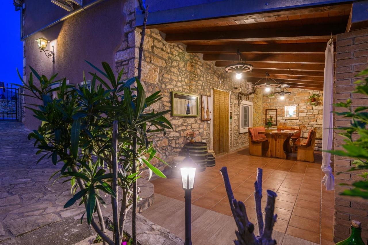 Rustic Istrian House Varesco Krnica Eksteriør bilde