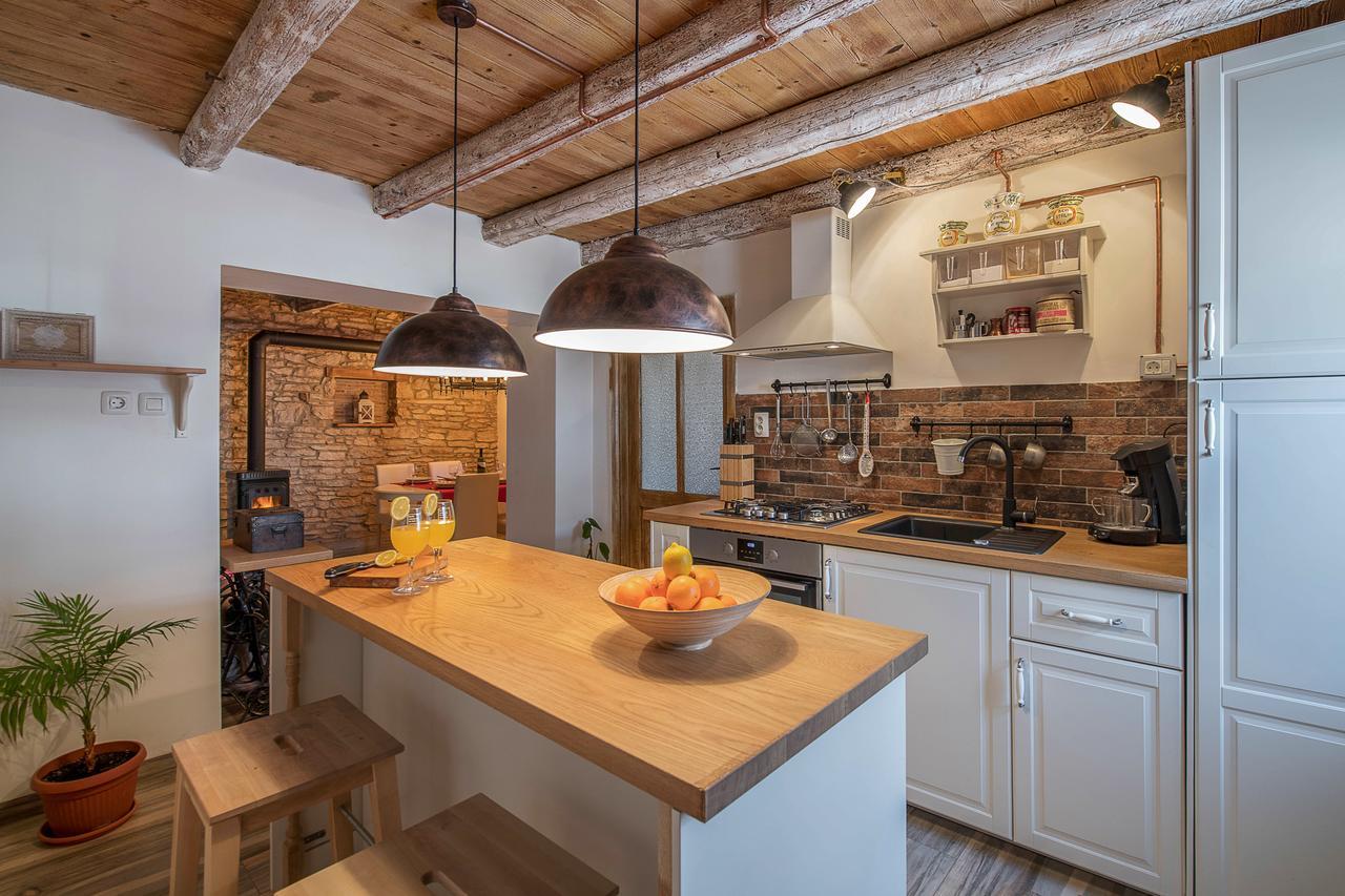 Rustic Istrian House Varesco Krnica Eksteriør bilde